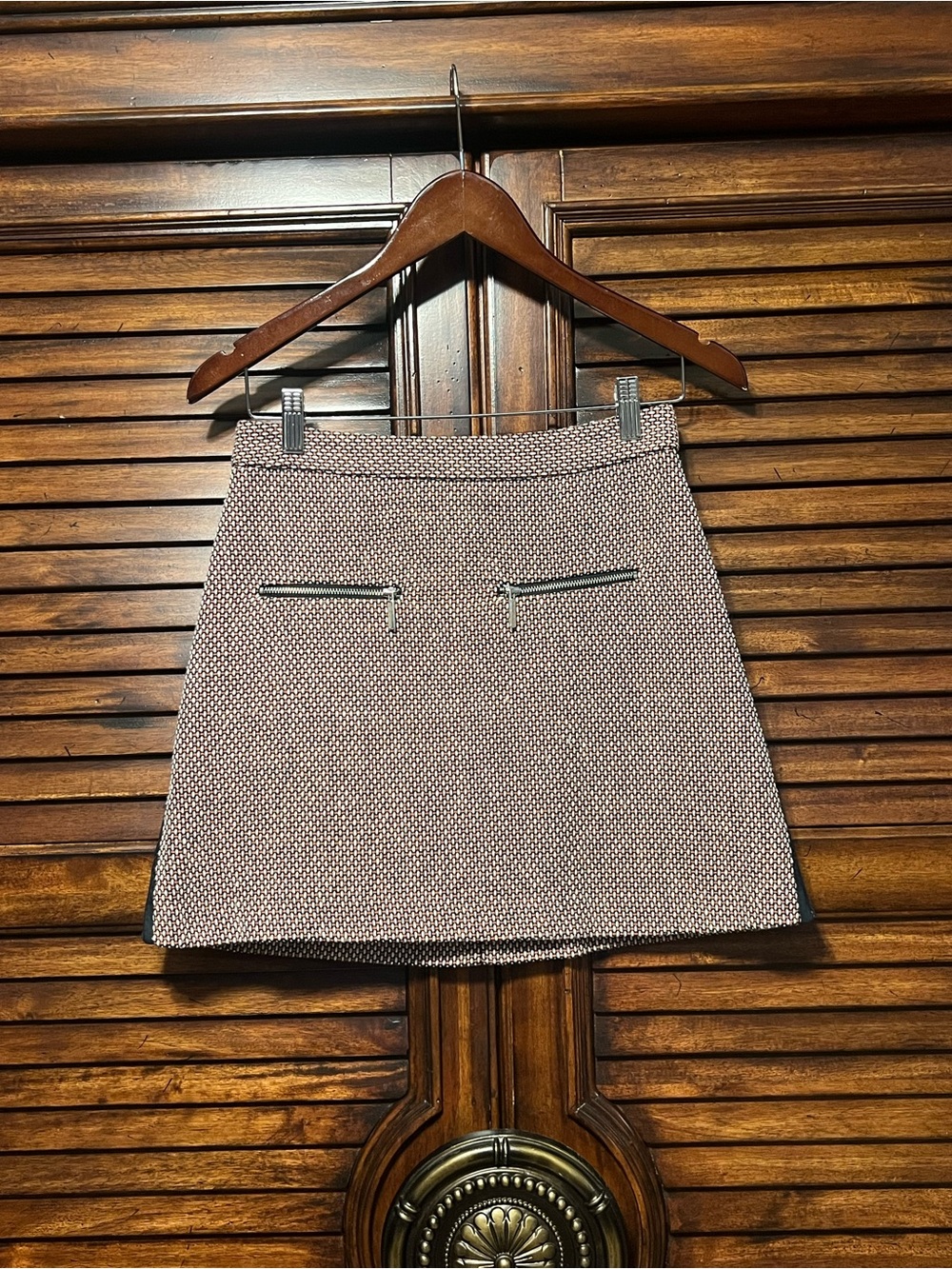 Zara Chic Mini Skirt with Zipper Contrast Details and Stylish‎ Black Trim Small